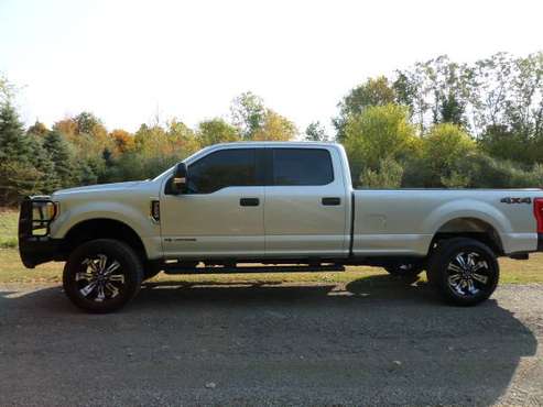 LIFTED 2017 FORD F250 POWERSTROKE CREW CAB 4X4 SOUTHERN TRUCK - cars... for sale in Petersburg, OH