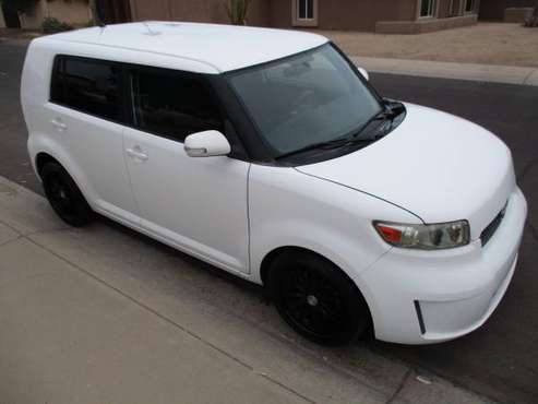 TOYOTA suv scion XB compact Immaculate (LOW MILEAGE) Private Sale for sale in Phoenix, AZ
