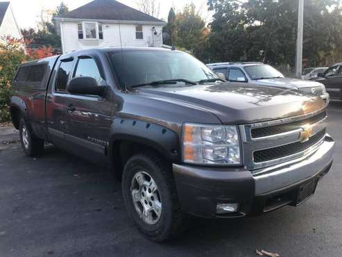 07 Chevy Silverado ext cab 4x4 low miles extra clean runs 100%... for sale in Hanover, MA