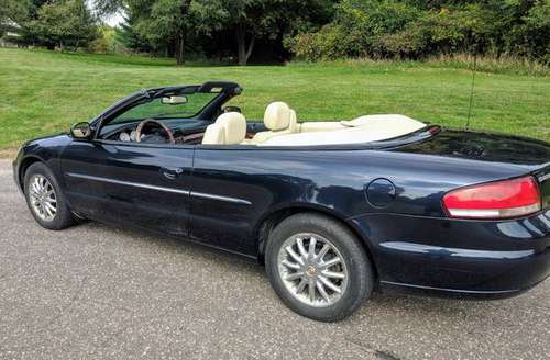 Chrysler Sebring Convertible Limited Only 86,000 miles Beautiful Car for sale in Stillwater, MN