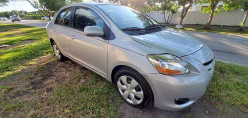 TOYOTA YARIS 2008 BY OWNER - cars & trucks - by owner - vehicle... for sale in Miami, FL