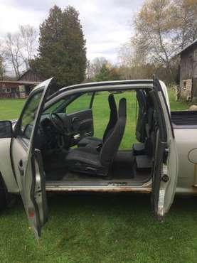 2004 Chevy Colorado ext-cab for sale in Manitowoc, WI