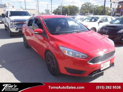 2015 Ford Focus SE - cars & trucks - by dealer - vehicle automotive... for sale in URBANDALE, IA