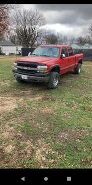 2002 chevy 2500hd 4x4 - cars & trucks - by owner - vehicle... for sale in Mexico, MO