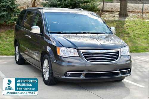 2015 Chrysler Town and Country Touring L 4dr Mini Van 71,212 Miles -... for sale in Omaha, NE