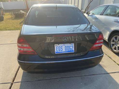 For sale 2005 Mercedes Benz 320C for sale in Southfield, MI