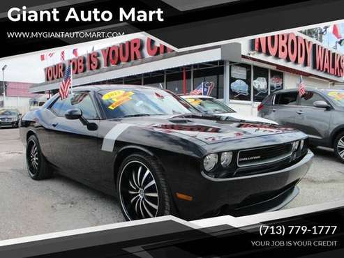 2013 Dodge Challenger SXT 2dr Coupe for sale in Houston, TX