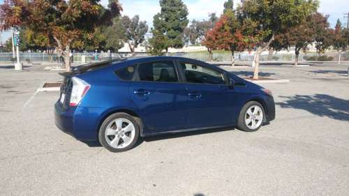 2010 Toyota Prius IV HATCHBACK/ HYBRID 1.8L - cars & trucks - by... for sale in Hawthorne, CA