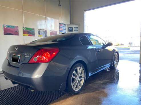 Nissan Altima 3.5 SE Coupe - cars & trucks - by owner - vehicle... for sale in Middletown, CT