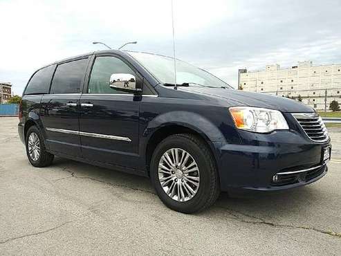 2014 Chrysler Town Country Touring-L - cars & trucks - by dealer -... for sale in Rochester , NY