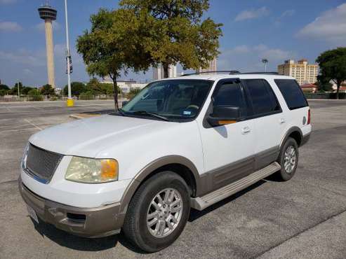 $4500 very NICE 2004 Ford Expedition Eddie Bauer Edition with Cold AC for sale in San Antonio, TX