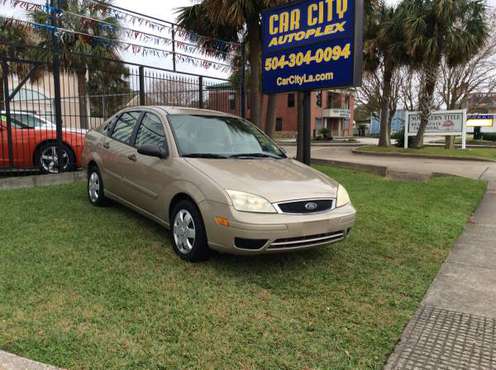 2006 Ford Focus ZX4 *** FREE WARRANTY *** - cars & trucks - by... for sale in Metairie, LA