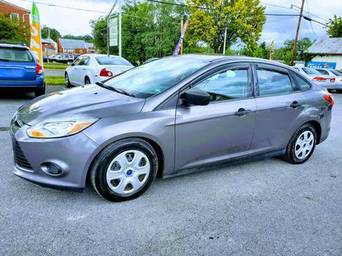 2014 FORD FOCUS SE * LOADED* GAS SAVER⭐FREE 6 MONTH WARRANTY - cars... for sale in Front Royal, VA