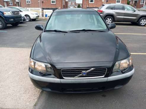 2002 Volvo S60 Turbo Auto 4drs Sunroof-Leather-Cold AC-CD player for sale in Philadelphia, PA