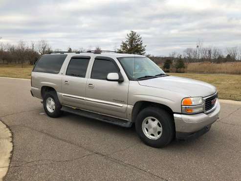 2006 GMC Yukon 4WD with 141k miles - cars & trucks - by owner -... for sale in Canton, MI