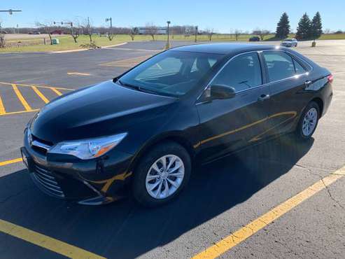 2015 Toyota Camry 4Door LE Sedan - cars & trucks - by owner -... for sale in Oshkosh, WI