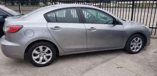2013 Mazda 3 for sale in Baton Rouge , LA