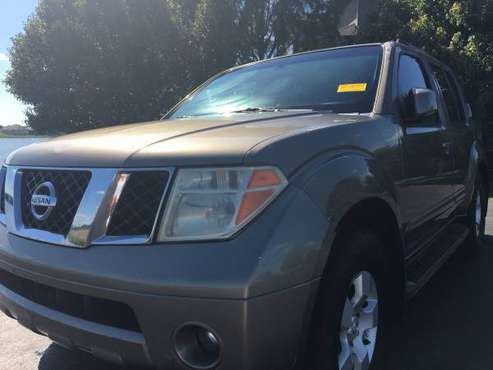 2005 NISSAN PATHFINDER 4X4 - cars & trucks - by owner - vehicle... for sale in Lees Summit, MO