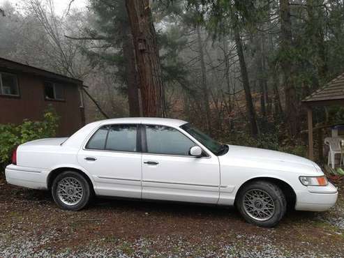 2001 Mercury Grand Marquis - cars & trucks - by owner - vehicle... for sale in Grants Pass, OR