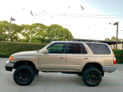 2001 TOYOTA 4RUNNER SR5 TRD 4X4 OFF ROAD RR-DIFF TALL LIFTED. for sale in San Mateo, CA