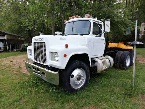 1989 Mack R688ST truck and trailer for sale in Glenwood, NC