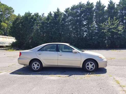 Toyota Camry only 175k miles - cars & trucks - by dealer - vehicle... for sale in Huntsville, AL