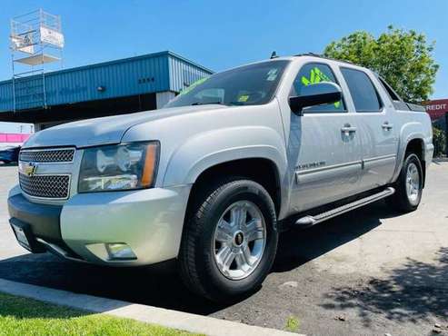 2011 Chevrolet Avalanche LT 500 Down O A C ! - cars & for sale in Fresno, CA