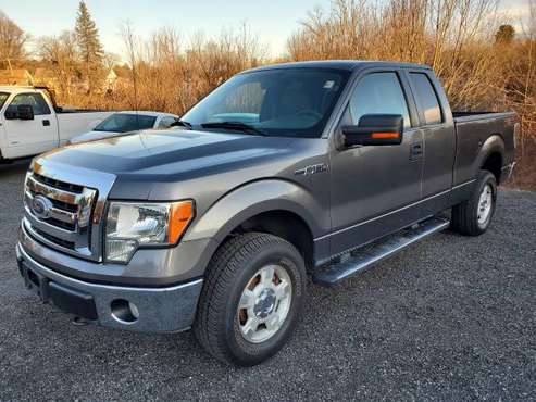 2010 Ford F150 XLT Extended Cab 4x4 One Owner ONLY 98k miles - cars... for sale in Leicester, MA