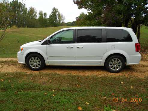 Nice van - cars & trucks - by owner - vehicle automotive sale for sale in Coldwater, MS