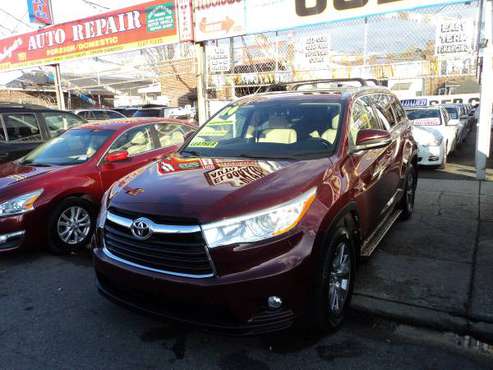 2014 TOYOTA HIGHLANDER XLE - cars & trucks - by dealer - vehicle... for sale in NEW YORK, NY