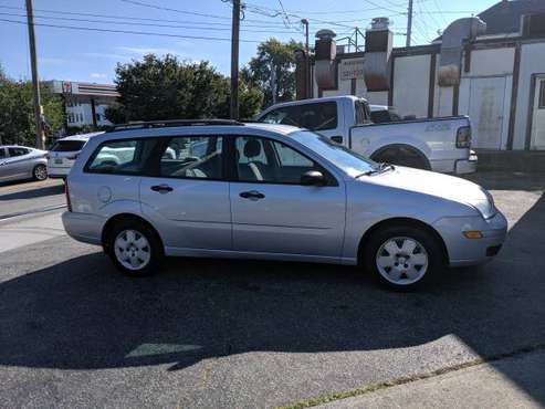 2006 Ford focus wagon low miles for sale in Cranston, RI
