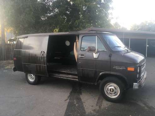 Chevy G20 Van 1986 - cars & trucks - by owner - vehicle automotive... for sale in Pasadena, CA