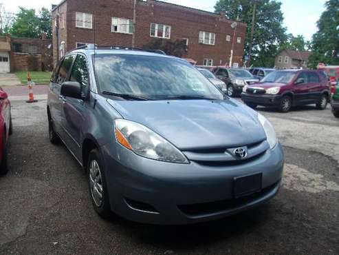 2010 Toyota Sienna LE Price $3899 and the down payment is-- - cars &... for sale in Cleveland, OH
