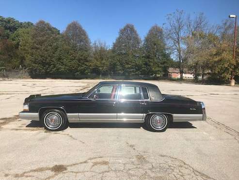 1990 Cadillac Fleetwood Brougham for sale in Des Moines, IA