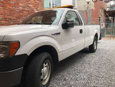 Ford F 150 XL. 2012 - cars & trucks - by owner - vehicle automotive... for sale in Washington, District Of Columbia