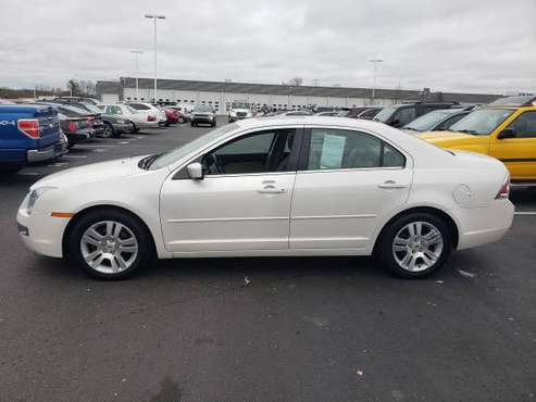 2009 Ford Fusion SEL - cars & trucks - by dealer - vehicle... for sale in Kalamazoo, MI