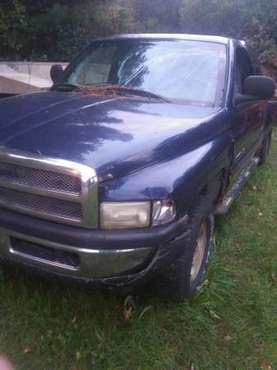 2001 dodge 1500 4x4 for parts for sale in Wausau, WI