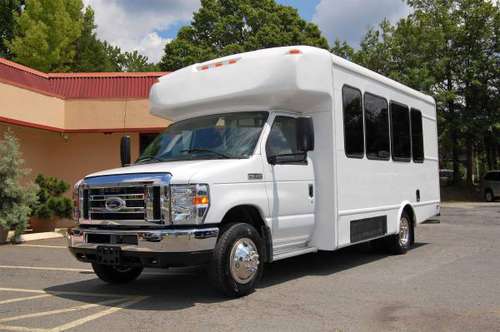VERY NICE 2017 MODEL 15 PERSON MINI BUS....UNIT# 5634T for sale in Charlotte, NC