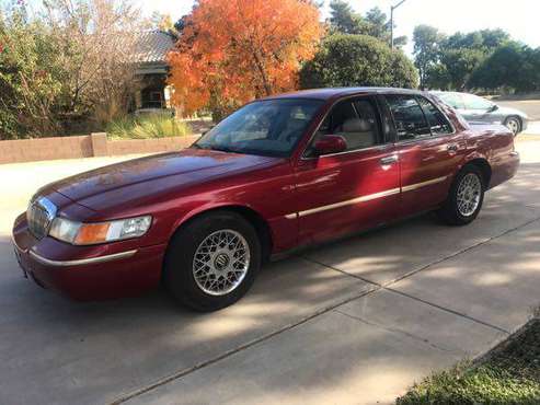98 Mercury grand Marquis fully loaded with only 96,000 miles. - cars... for sale in Glendale, AZ