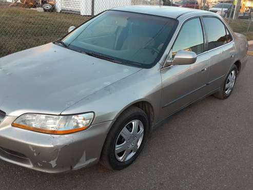 1999 Honda accord runs and drive ice cold ac new timing belt new... for sale in TAMPA, FL