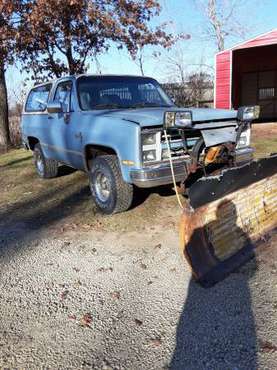 1987 Chevy C 10 blazer with 8 ft plow - cars & trucks - by owner -... for sale in Mondovi, WI