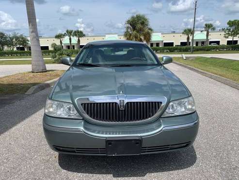 Lincoln Town Car Executive for sale in Lehigh Acres, FL