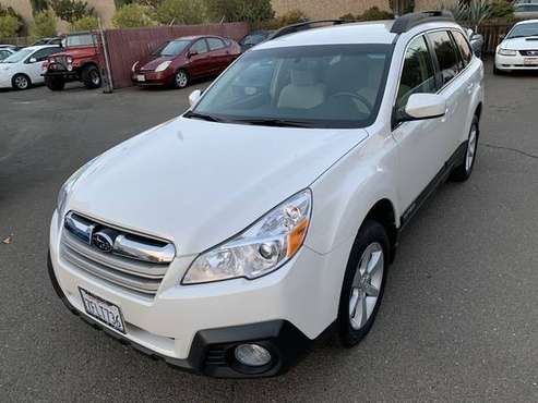 2014 Subaru Outback Premium Wagon AWD PZEV * 1 OWNER / CLEAN CARFAX... for sale in Citrus Heights, CA