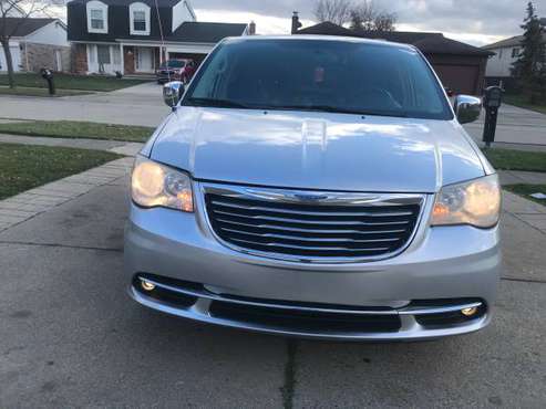 2012 Chrysler Town & Country - cars & trucks - by dealer - vehicle... for sale in Warren, MI