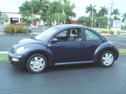 2001 VOLKSWAGON BEETLE 5 SPEED GLX - cars & trucks - by owner -... for sale in Pompano Beach, FL