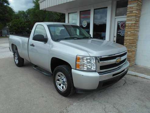 * 2010 Chevrolet Silverado * - cars & trucks - by dealer - vehicle... for sale in sparta, MO