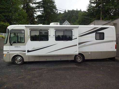 2004 Holiday Rambler Admiral SE Series M-30PDD Workhorse for sale in Rainier, OR
