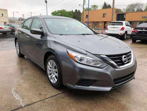 2018 Nissan Altima - 69, 000 Miles - 12 Months Warranty - cars & for sale in Toledo, OH