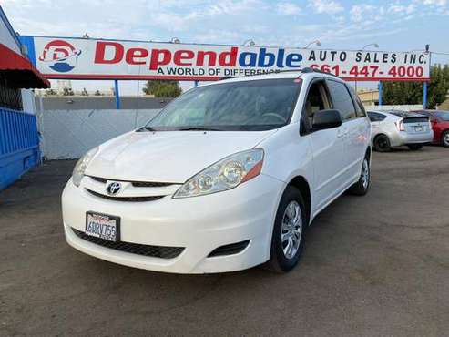 2008 Toyota Sienna 5dr 8-Pass Van V6 LE FWD (Natl) - cars & trucks -... for sale in Bakersfield, CA