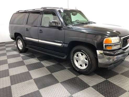 2005 GMC Yukon XL 1500 - Financing Available! - cars & trucks - by... for sale in Glenview, IL